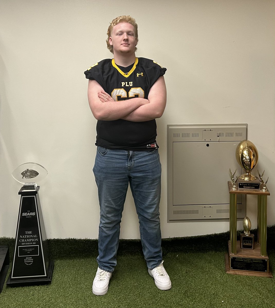 SarahB429's tweet photo. Thank you @BrantMcAdams and @PLUFootball for hosting us yesterday and showing all you have to offer for our son @pancakejake62 @Zach_Willis45 enjoyed our time afterward at dinner. @HighlineFBall @Coach_CWright https://t.co/7BnXGRkuiZ