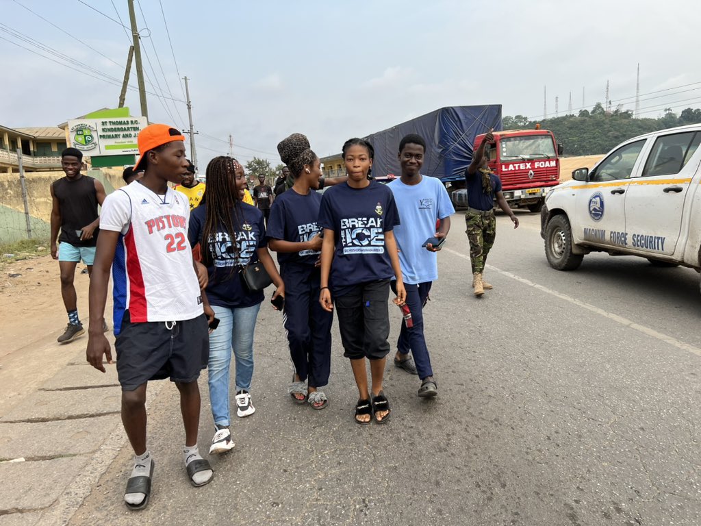 knust_src's tweet photo. “ One of the prominent issues that students in Obuasi face is the issue of transportation. I have been to Obuasi on numerous occasions and I’m privy to their plight. We are negotiating to increase the number of shuttles on Obuasi campus”
- H.E Frank Owusu
#LeadershipCorner https://t.co/wDETfgzGG0