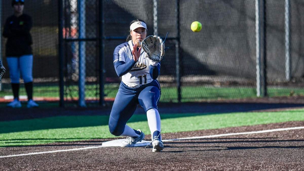 Freshman Kinlee Riley made the most of her first-ever start for <a href="/UCOSoftball/">UCOSoftball</a> in leading the Bronchos to a 5-4 win over Southeastern Oklahoma. bit.ly/3k8DEzp