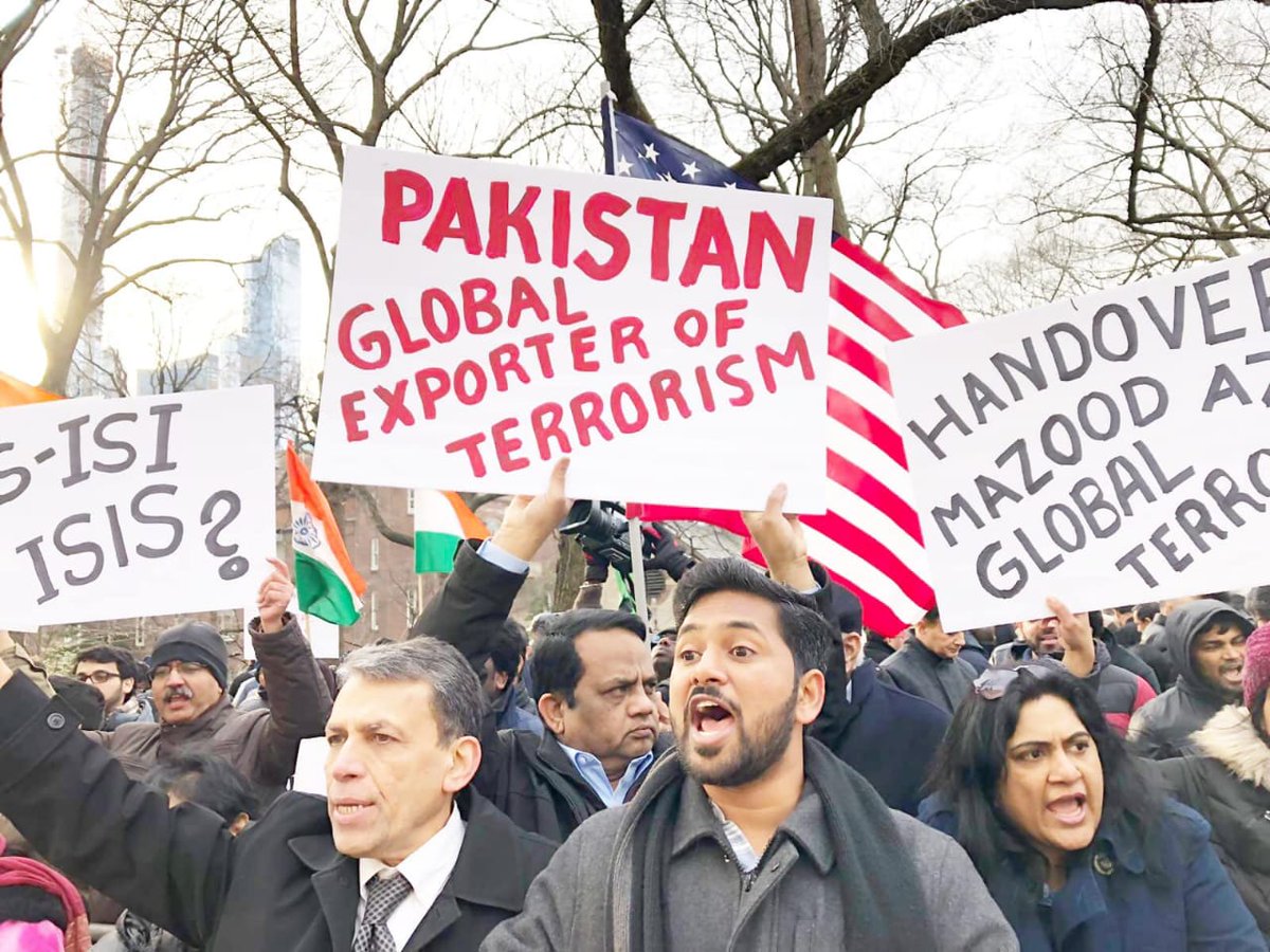 saif39433196's tweet photo. #pulwamaterrorattack140219 https://t.co/pC7cB49gMa