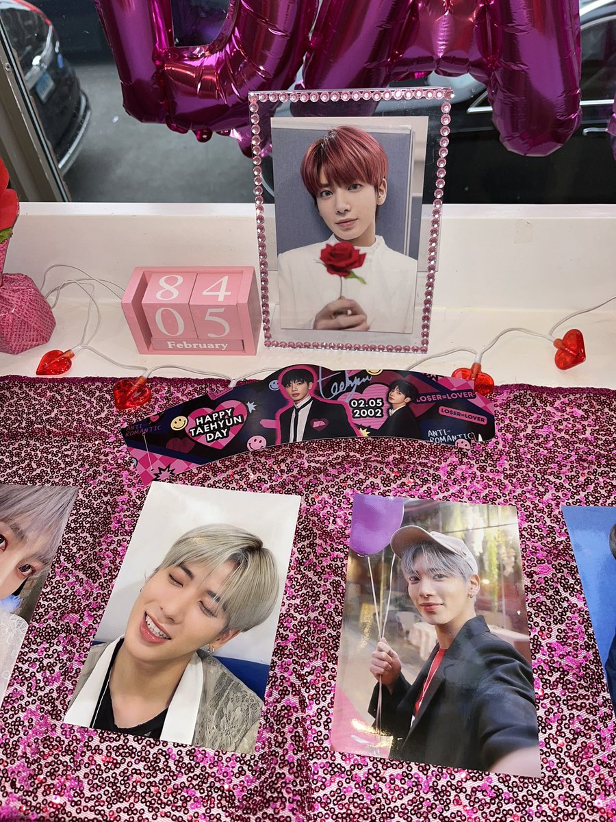 storysofus's tweet photo. we got our taehyun cupsleeve!!!! @txt_boston thank you for hosting this lovely birthday party💓🥳🌸 https://t.co/dic38cZTKT