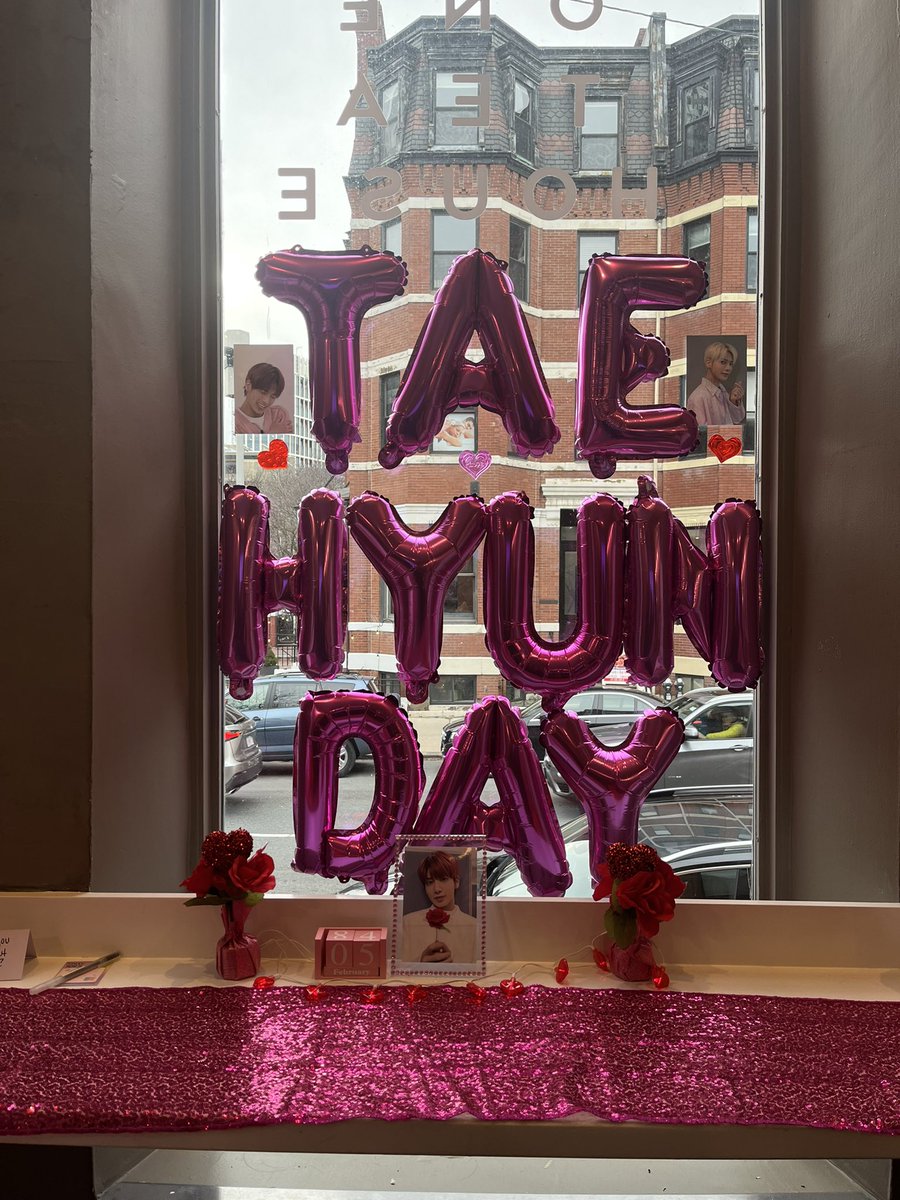 storysofus's tweet photo. we got our taehyun cupsleeve!!!! @txt_boston thank you for hosting this lovely birthday party💓🥳🌸 https://t.co/dic38cZTKT
