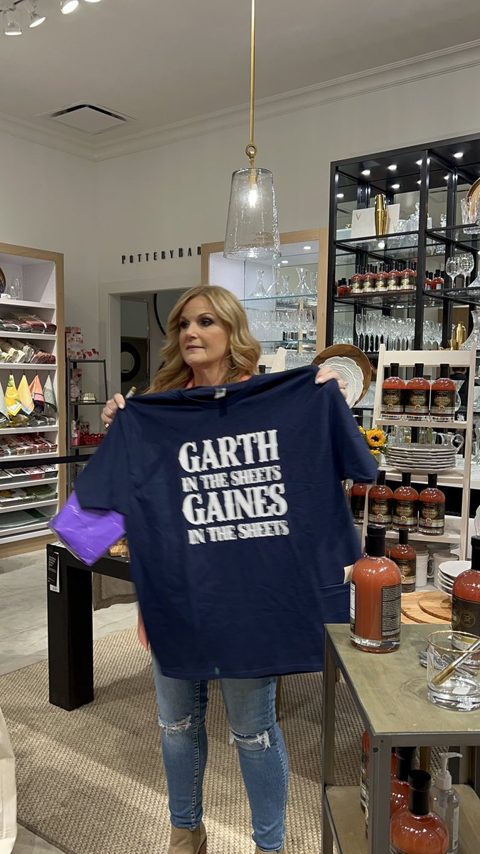 Tracey Sutton tweet media