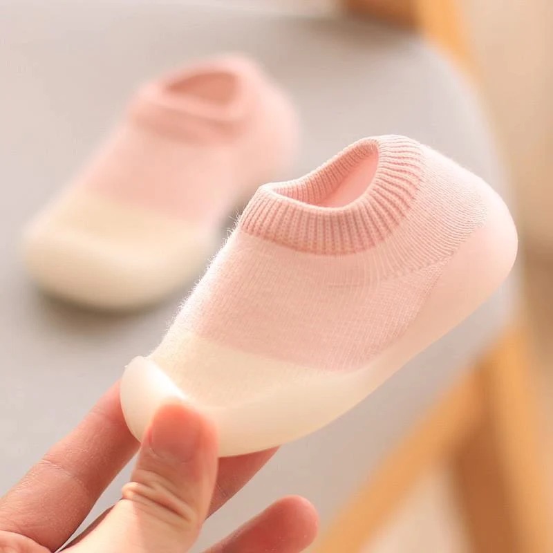PateriShop's tweet photo. BABY CUTE SOFT SOLED FLOOR SHOES
is back in this beautiful bow short bootie design🤩💗.
So easy to combine and perfect for any occasion✨.
Send us a message💌
Visit Our website
https://t.co/WXcitUmWBT
#babyshoes #babyshower #zapaticos #zapatosbebe #calzadobebe #mundobebe https://t.co/BwpOYeGXsC