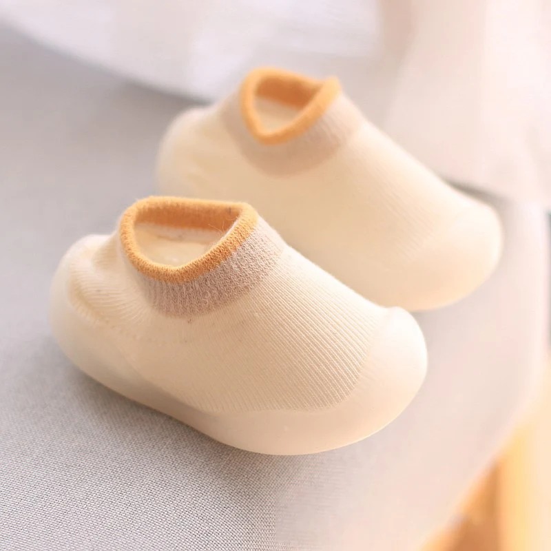 PateriShop's tweet photo. BABY CUTE SOFT SOLED FLOOR SHOES
is back in this beautiful bow short bootie design🤩💗.
So easy to combine and perfect for any occasion✨.
Send us a message💌
Visit Our website
https://t.co/WXcitUmWBT
#babyshoes #babyshower #zapaticos #zapatosbebe #calzadobebe #mundobebe https://t.co/BwpOYeGXsC