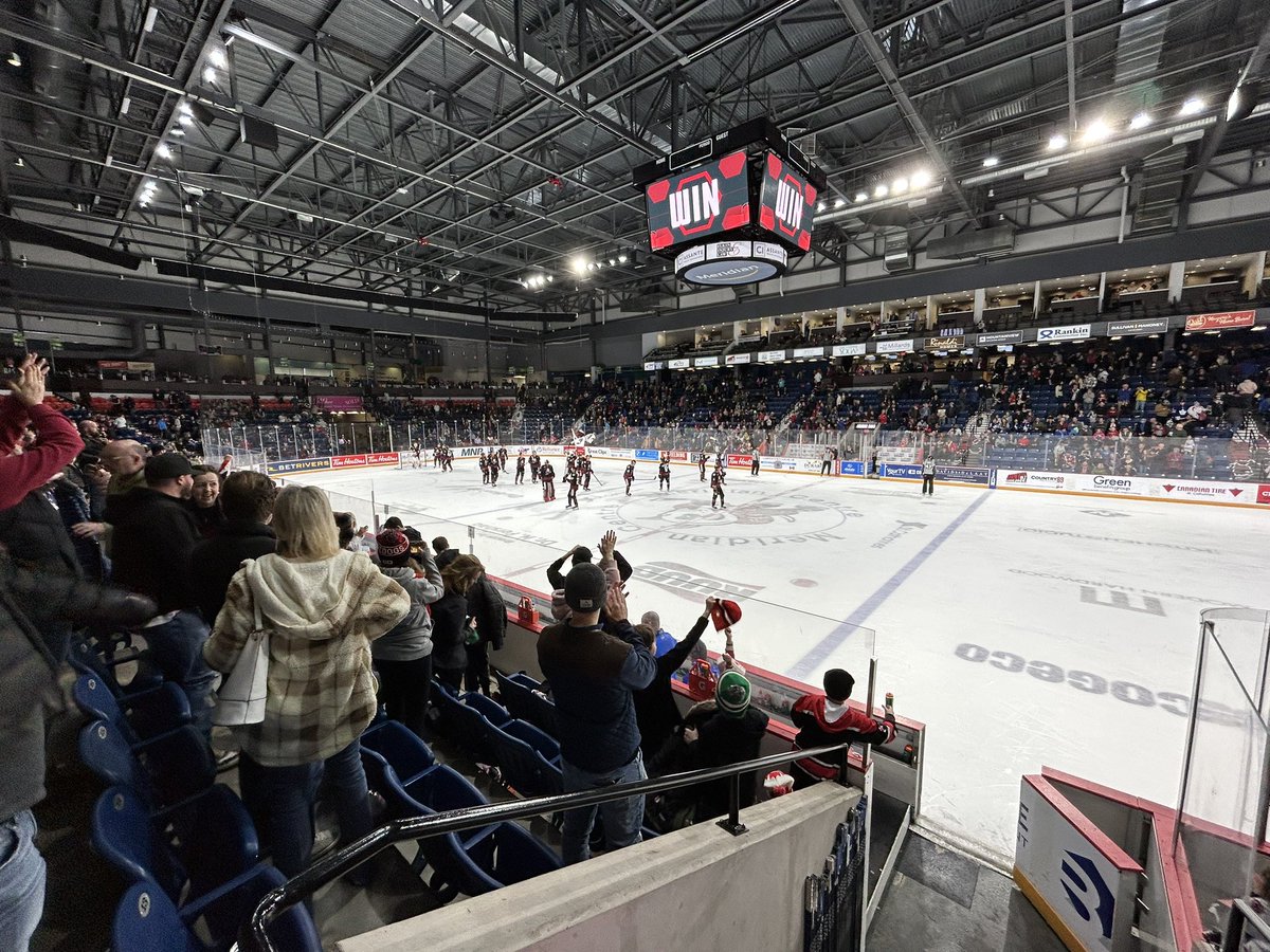 MatSiscoe's tweet image. #VictoryFormation
#GoDogsGo