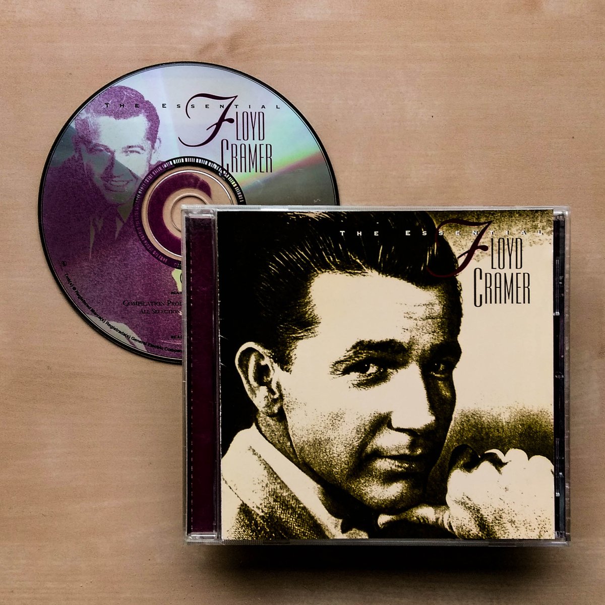 radiofuturamusi's tweet photo. Floyd Cramer – The Essential Floyd Cramer. Original 1995 US CD #Compliation going to #Oakland #California, part of the #TheEssentialSeries on #RCA #FloydCramer #TheEssentialFloydCramer #CountryMusic #InstrumentalCountryMusic #CDOfTheDay #CDCollector #CDCollectorsOfTwitter https://t.co/Tkm0YQX4Lm