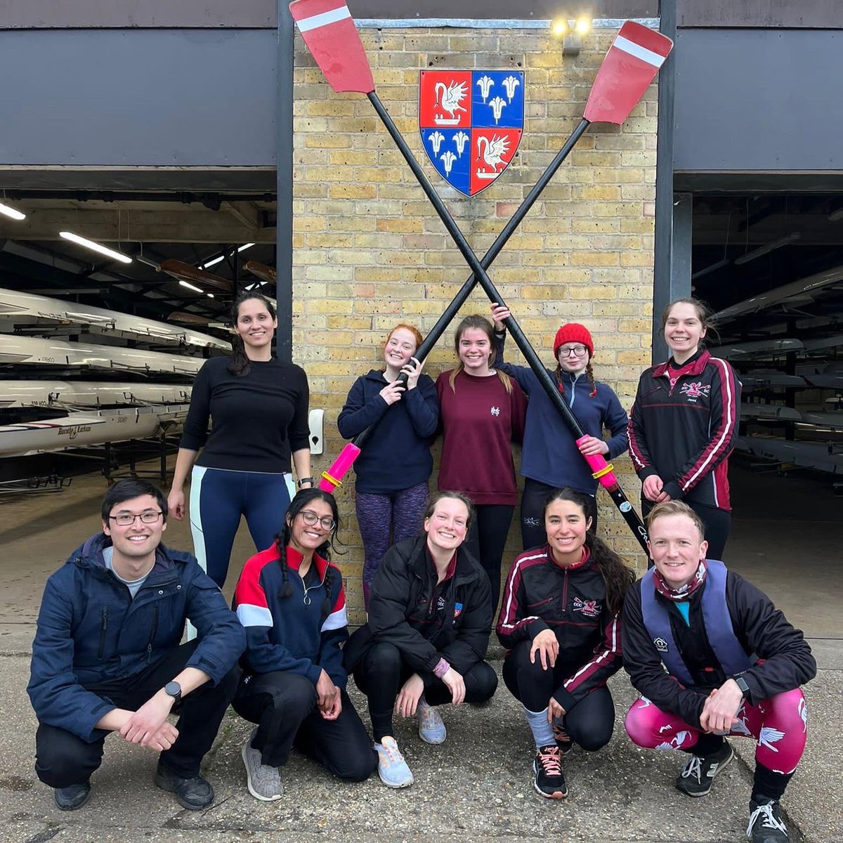 CCCBC_1828's tweet photo. Pembroke Regatta 2023!

On Saturday, Corpus M1, W1, M2 and W2 all took part in Pembroke Regatta - our last race before Bumps.  Everyone gave it their all and put on a really strong showing for Corpus! https://t.co/J7TgWo89Cv