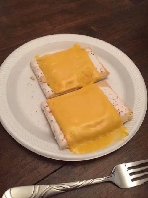 liljay11k's tweet photo. @Nothennyfr Cooking is my calling https://t.co/xGPFCicZU6