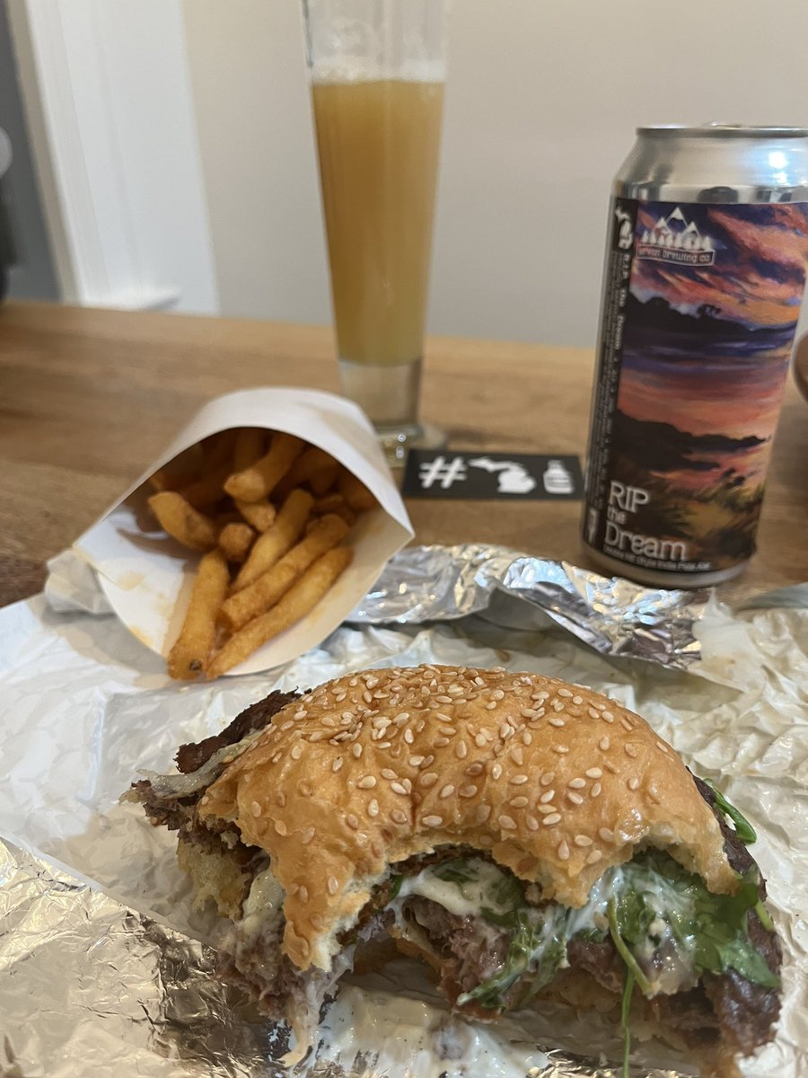 #michiganbeer tweet media