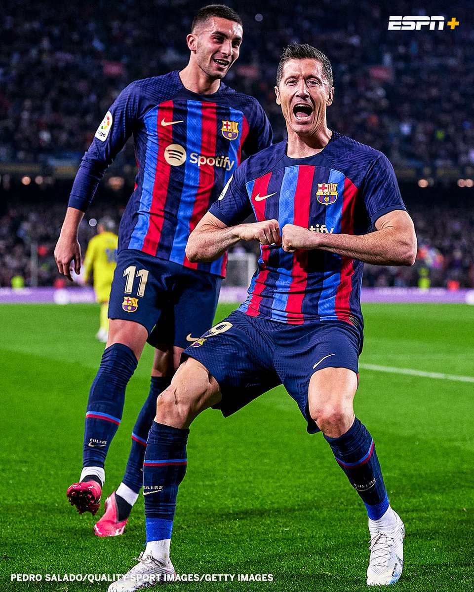 ESPNFC's tweet image. Barcelona's 59 points this season are the second-most points through 22 games in club history 🤯