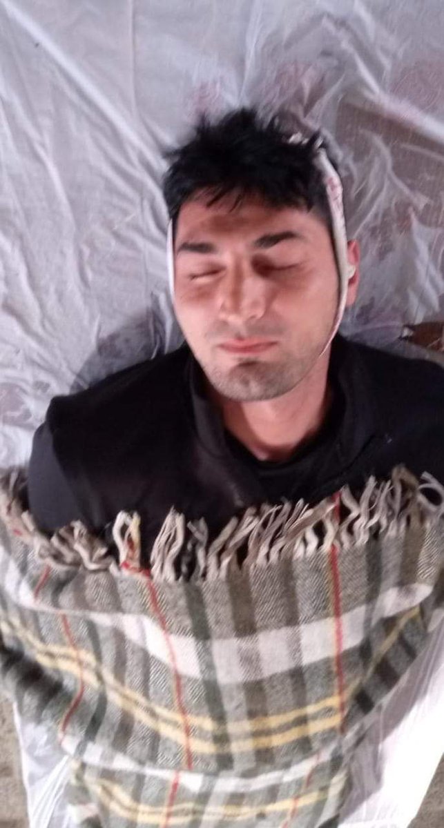 timtams83's tweet photo. Back to life after he died in the earthquake in the city of #Atareb
Ahmed al-Maghribi was taken out dead from under the rubble 2 days after the earthquake.
They put him in a post mortem bag and took him to the cemetery to bury him. Soon enough they saw the bag was moving, https://t.co/sYMdqMeCgW