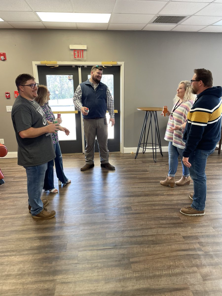 newcitycog's tweet photo. “Prayer prepares you for what’s to come!” @pastor_brock 

We had a fantastic day at New City! God moved! 

#PursueTogether #NewCityChurchMobile #aCityNotForsaken https://t.co/c2mOzExGwu