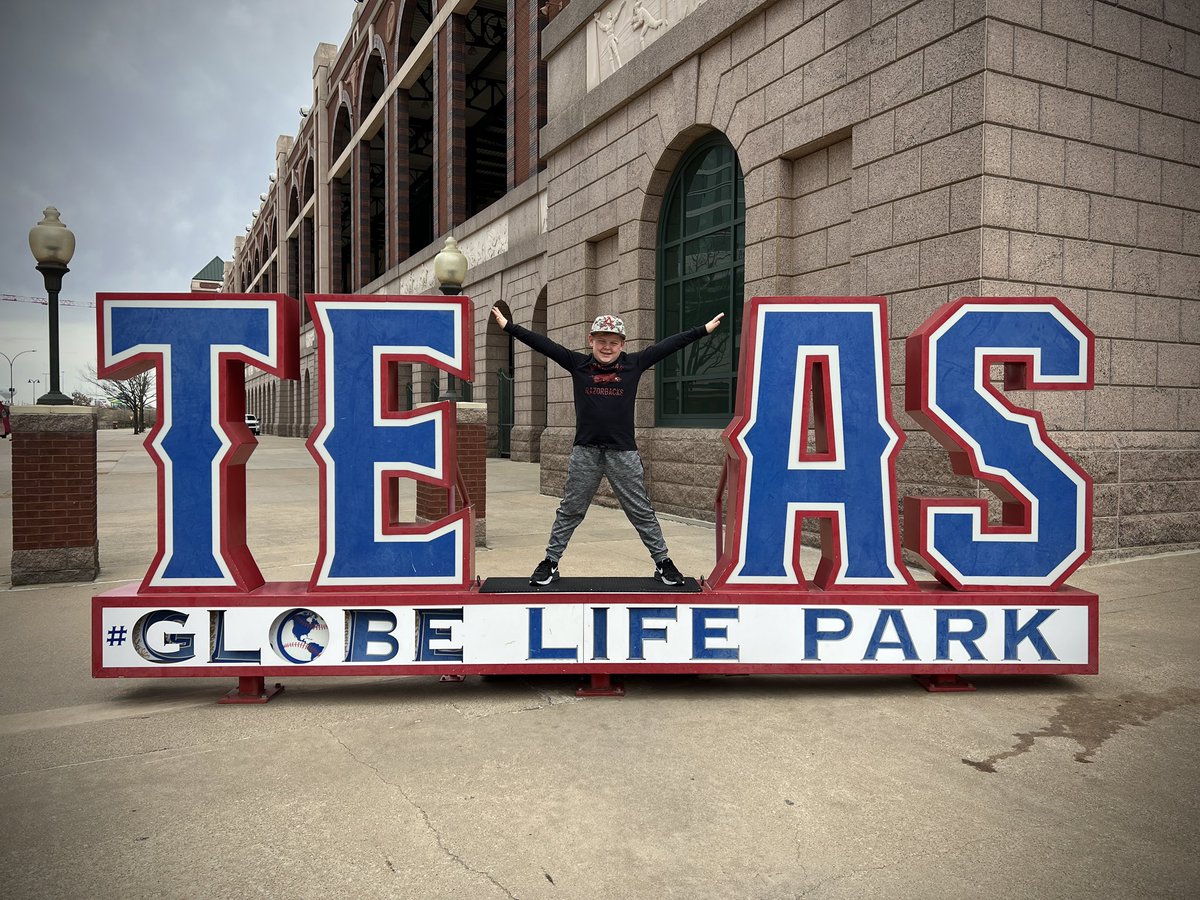 🐗⚾️ at #GlobeLifeField
