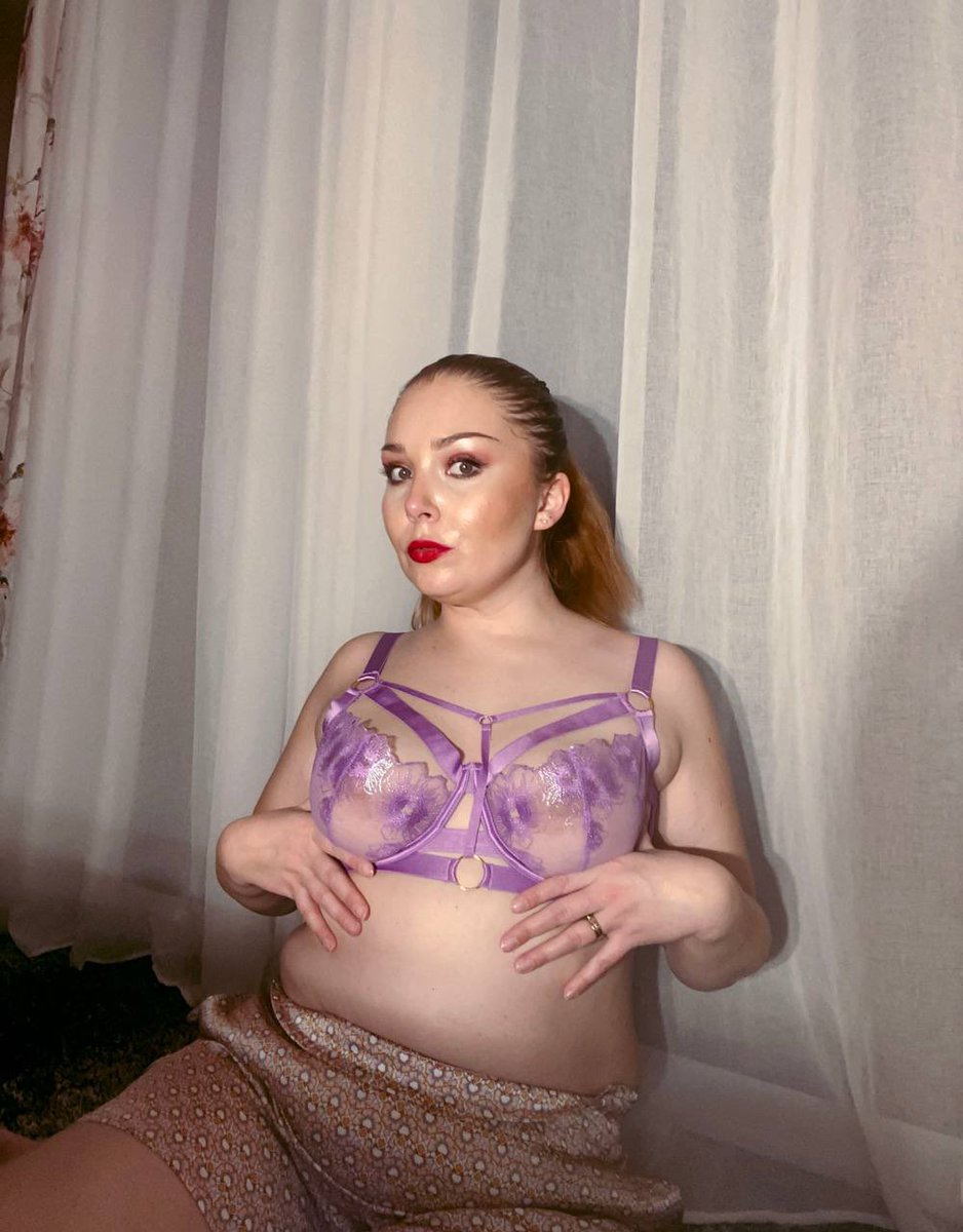 Bella__Qween's tweet photo. @BIGCLITS_R_US1 OnlyFans Free Trial Link: https://t.co/2a46L8Qoo7 https://t.co/hOqriy7wp5