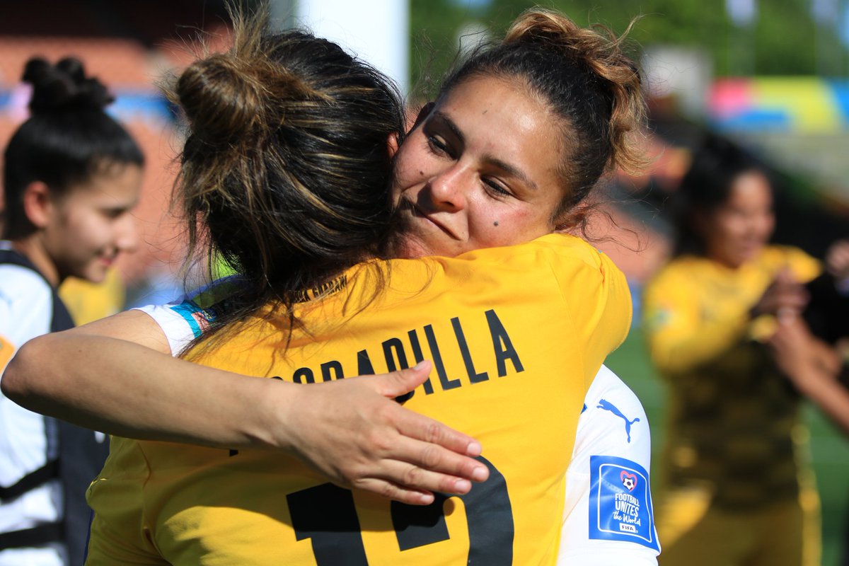 dani_miranda96's tweet photo. [#HiloPy] ¿Y su empezamos a analizar poco a poco a Panamá, el rival de la Albirroja en la final del repechaje Mundialista?

¿Me acompañan? Vamos... https://t.co/wGbp1PITZo