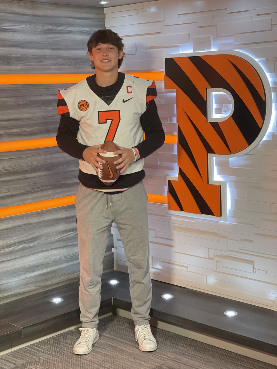 NickRubino_1's tweet photo. After a great unofficial visit today with @CoachBobSurace, @CoachMWillis and @CoachRosenbaum, I am excited and grateful to say that I have received an offer to play D1 football at @PrincetonFTBL!
#Juice24 🐯🍊🧃
@CRHFootball @coach_spinnato @floridafireFB @Coach_Marroquin https://t.co/f9x8Y6Mlw5