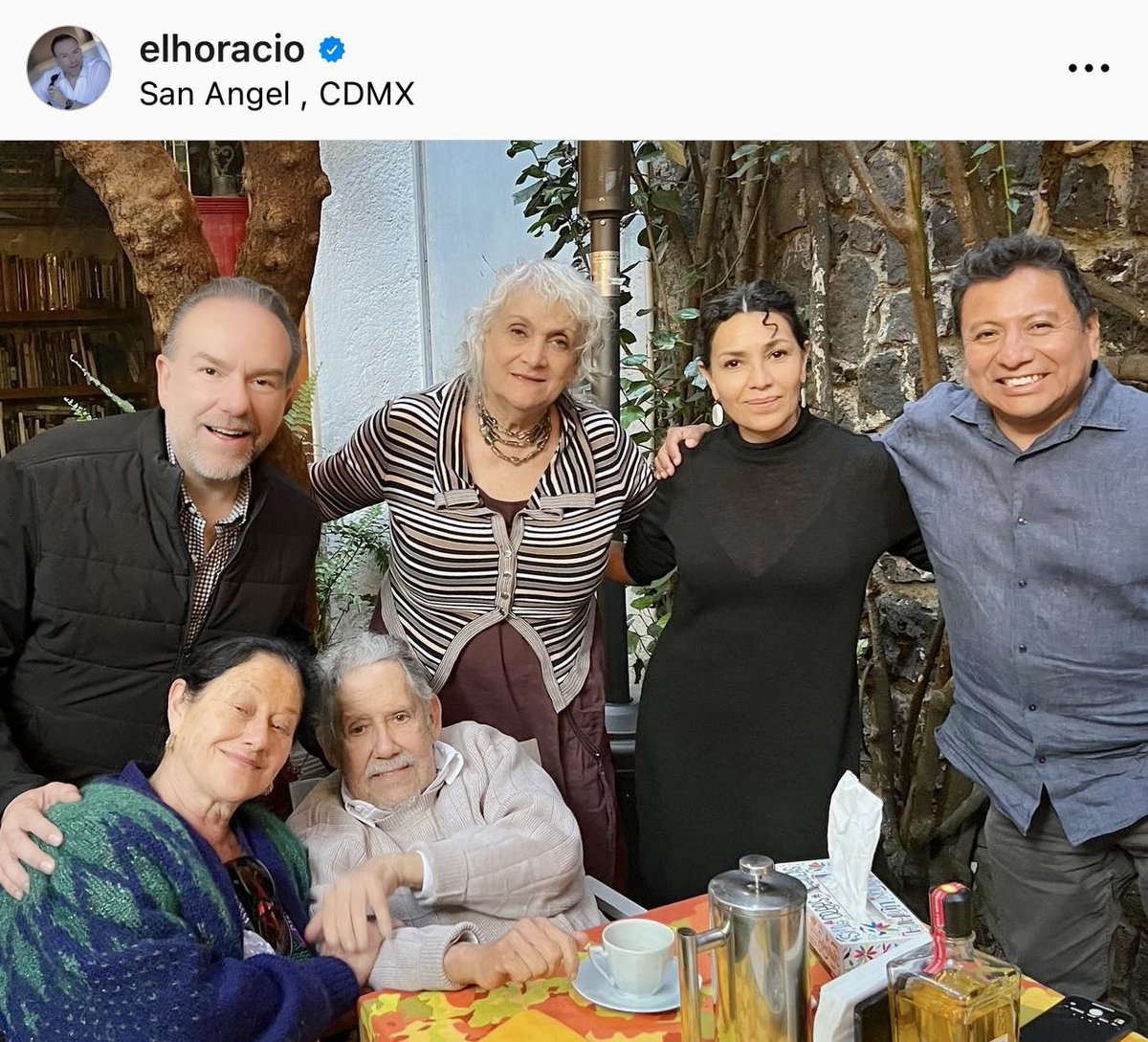 Sole_Uru_85's tweet photo. No estoy llorando ( si estoy, y que? 😁) 

Se me metió una Angeliquita en el ojo 🥹😍

Agradecía con Horacio 🙏🫶🏼

Créditos en la misma fotos.

#AngelicaAragon
#HoracioCastelo 
#HugoHiriart
#GuitaSchyfter 
#DoloresHeredia https://t.co/GOiHcxmqom