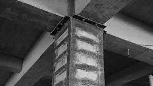 Sismik izalatörlerin dışında çeşitli yapı güçlendirme uygulamaları var, araştırmanızı tavsiye ederim, bunlar kiriş güçlendirme, kolon güçlendirme, sistem iyileştirme vb.