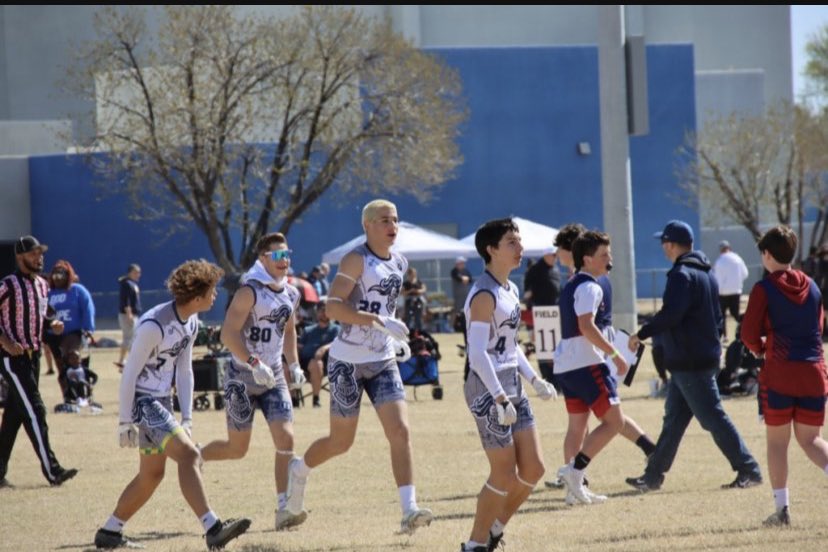 AaronCooper80's tweet photo. It was a fun day to be at the @gottabelieveac tournament with @HIGLEYFOOTBALL
•2 deflections
•1 body to the ground
@ _JohnAsaro2 @AidooJayden @adamcoop38 @SARMI1129
@CoachSkelly1 @JUSTCHILLY @gridironarizona @azc_obert https://t.co/i2Pl8Ifo2d