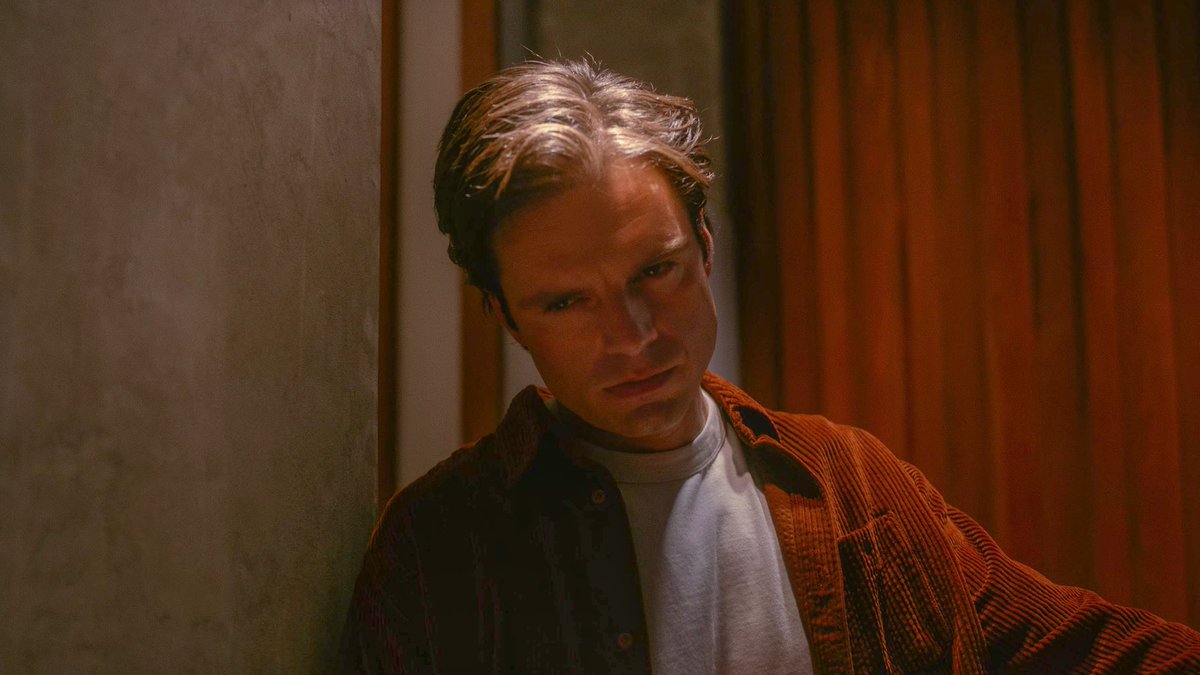 thinkersebstan's tweet photo. "with his wide range, stan proves he can be a heartthrob, a downright terror, and a comedic genius all in one. [...] stan chooses interesting roles. his talent to go from a charming man to a disturbed individual in a few frames is definitely not being overlooked."
(screen rant) https://t.co/AJFCMoCg0J
