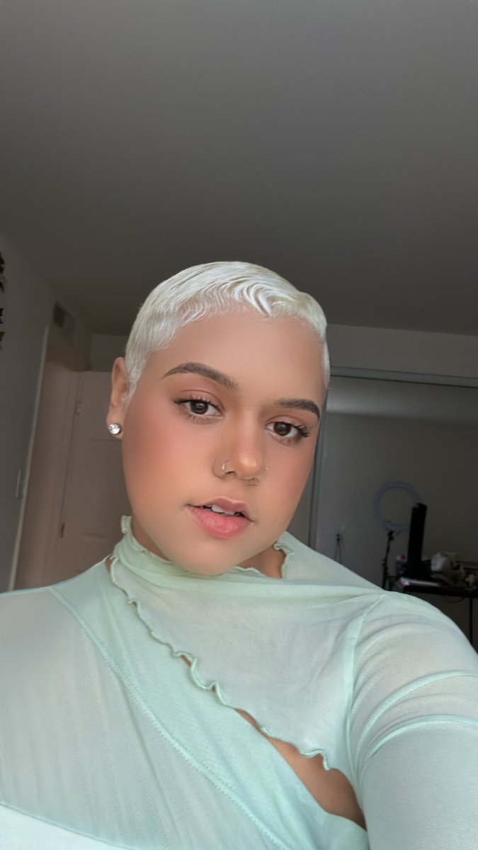 _javale_'s tweet photo. this boy be in my dm’s say im prettyyy🫶🏽 https://t.co/M2CHiCoQAT