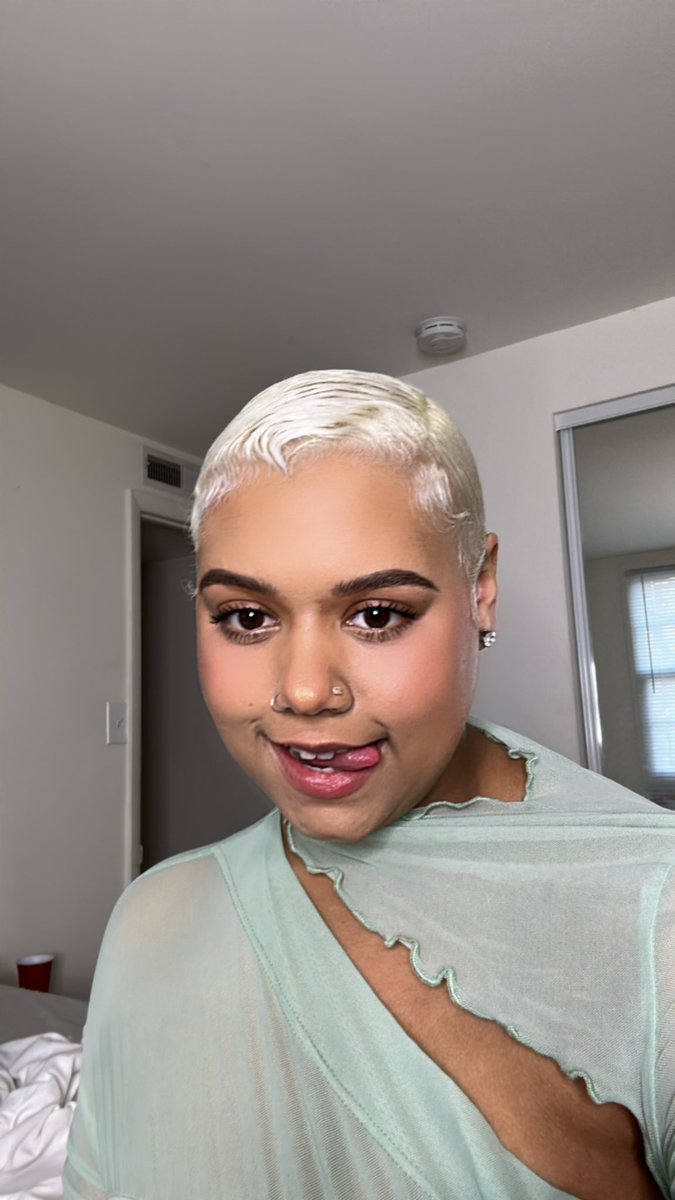 _javale_'s tweet photo. this boy be in my dm’s say im prettyyy🫶🏽 https://t.co/M2CHiCoQAT