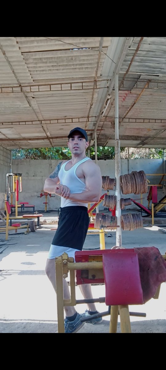 DanysMayol's tweet photo. Domingo de Gym 🦾🥲 https://t.co/Bu0AX8EjMb