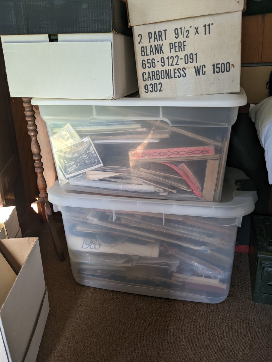 ohioantique's tweet photo. I have an insane amount of rare antique and vintage paper items to list! This is just the tip of the iceberg. #vintagepaper #antiquepaper #vintagebooks #antiquebooks #vintage #ebay https://t.co/fONw6r1t8f