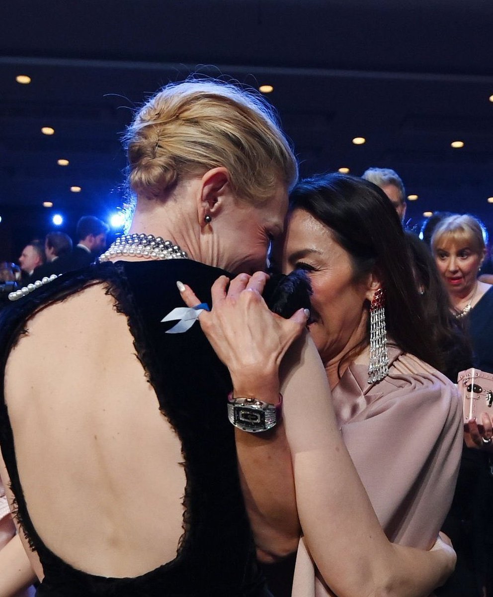 filmdaze's tweet photo. Cate Blanchett and Michelle Yeoh at the 2023 BAFTAs https://t.co/UYzficoQQh