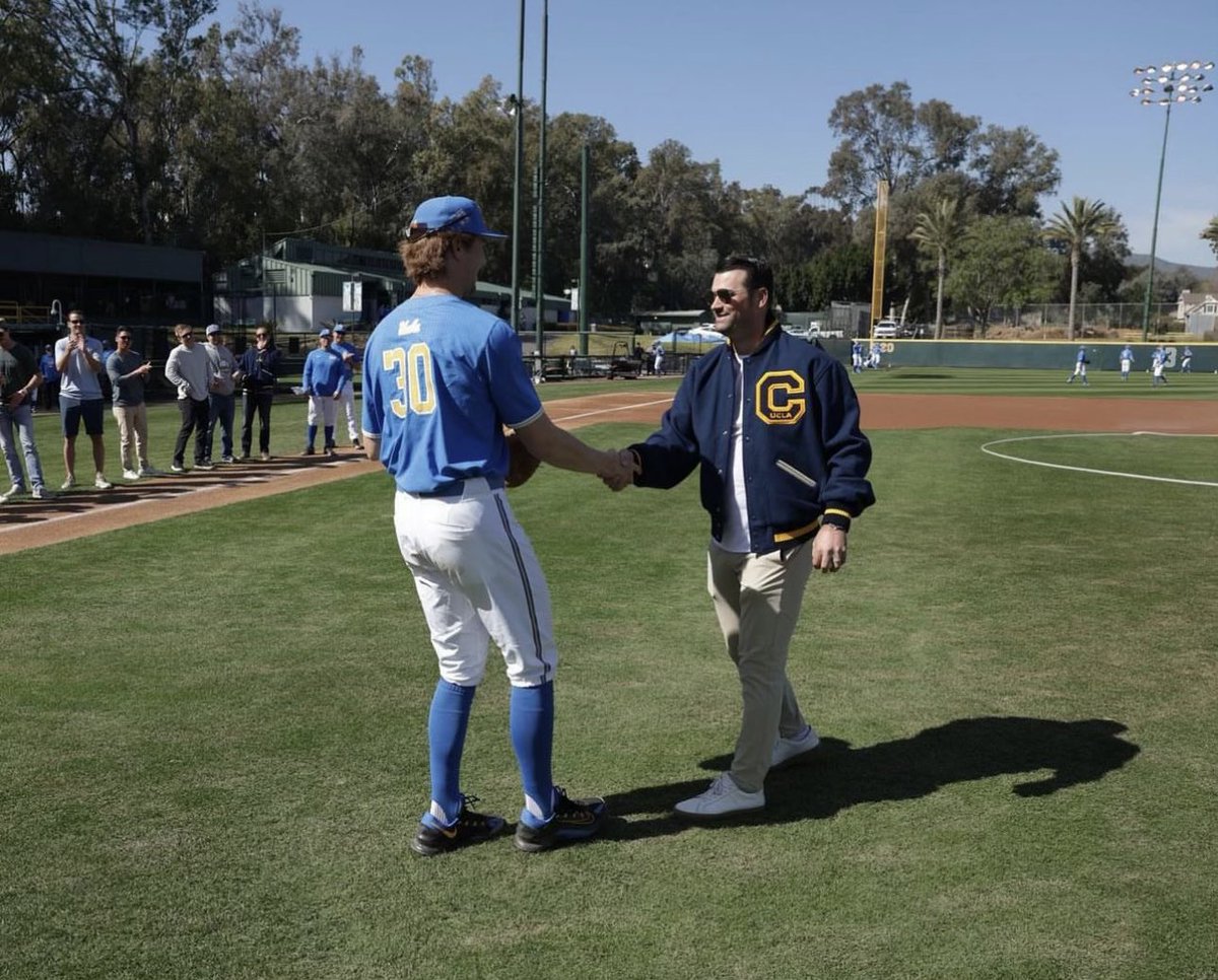 Be all about the Bruins. #10Years #Bruins <a href="/UCLABaseball/">UCLA Baseball</a> <a href="/UCLAAthletics/">UCLA Athletics</a> <a href="/UCLAVarsityClub/">Bruin Varsity Club</a>