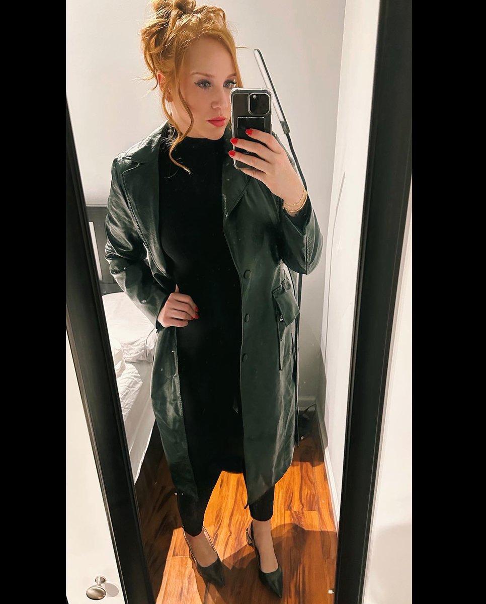 JFlamm20's tweet photo. Going back into hibernation after last night 😴 https://t.co/8U3kMpRjO3