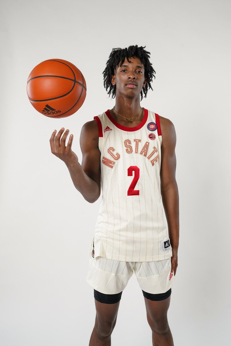 PaulMcneilJr's tweet photo. @PackMensBball 
#Committed🐺🐺 https://t.co/AiSg5h2wCg