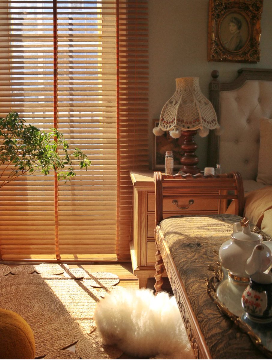 aucw2's tweet photo. There's nothing quite like natural light to make a room feel cozy and inviting! ☀️ This space is positively glowing, and I'm loving every minute I spend here. 💛🌟
📸 | FeiFei
#cozyhome #sunshine #homedecor #interiordesign #lightandwarm #relaxation #happiness #homevibes https://t.co/tdeLMqRUHk