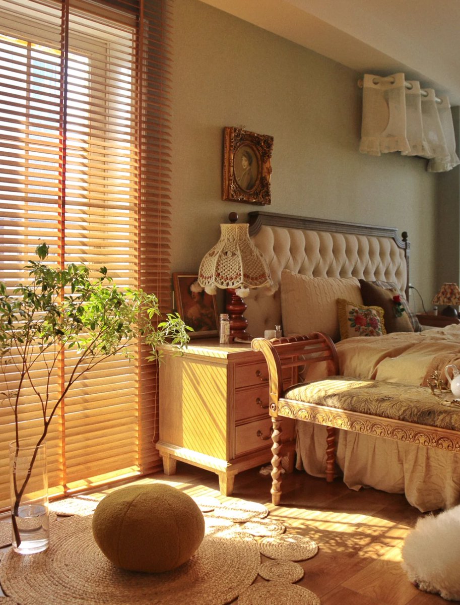 aucw2's tweet photo. There's nothing quite like natural light to make a room feel cozy and inviting! ☀️ This space is positively glowing, and I'm loving every minute I spend here. 💛🌟
📸 | FeiFei
#cozyhome #sunshine #homedecor #interiordesign #lightandwarm #relaxation #happiness #homevibes https://t.co/tdeLMqRUHk