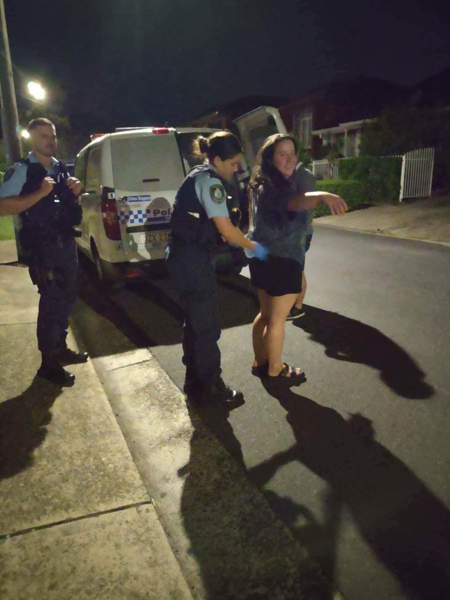 DavidShoebridge's tweet photo. Cherish Kuehlmann was awoken at 12AM, pulled outside and arrested by police after speaking at a cost of living protest on Friday. 

Cherish was held in a cell for 4 hours, charged and placed under bail conditions which prevent her from participating in protests. https://t.co/3X5JAIdkRN