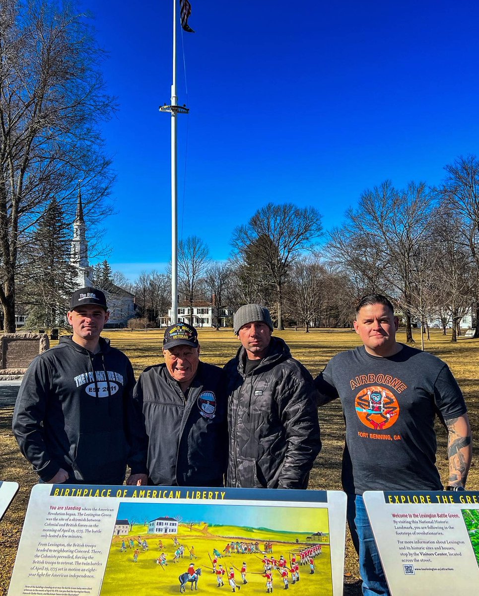 LibertyJumpTeam's tweet photo. Some of our LJT members attended events supporting the Boston's Wounded Vet Run Fundraising Party supporting wounded veterans from across the United States Military. Our friend and brother Paratrooper, Vincent J. Speranza was in attendance. 
#LJT #Military #Paratrooper https://t.co/QDFb13XvPs