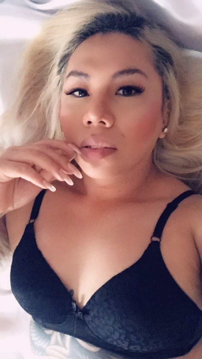 TeyonaFo's tweet photo. @BlackF118 @spidergirls31 https://t.co/UhgufZuVVj 🔥💗💗 https://t.co/mkVgUGYTVN