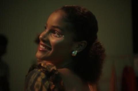 Shine_Roseman's tweet photo. The beauty of this woman is revealed when she smiles- Giovanni Roseman
#shineroseman #giovanniroseman #roseman #ilovemyfather #lovemyfamily #Vogue #intercontinental #glammed #loveyouall #temievo https://t.co/S7pEuho1KV