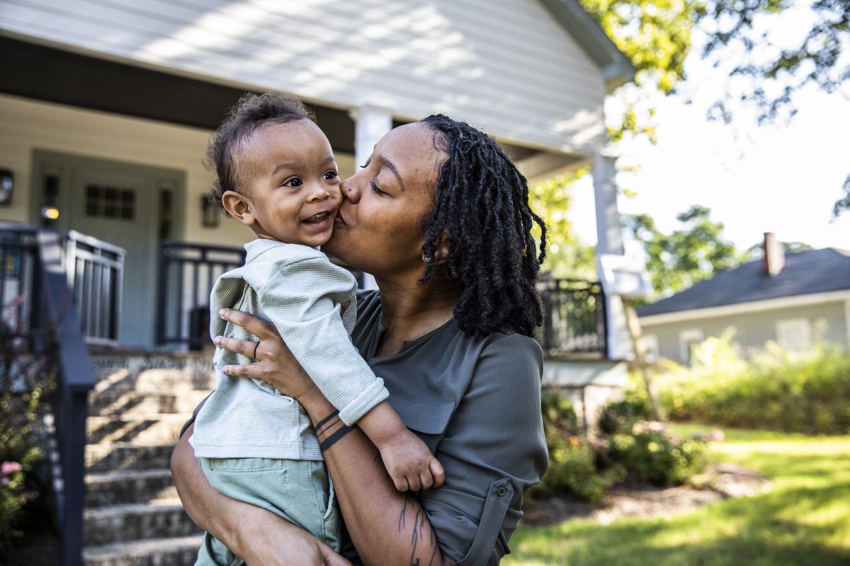 onlineportalcom's tweet photo. First-time homebuyers should find this #mortgage information helpful. #buyahome  https://t.co/xzMuYhJRc9 https://t.co/p8HJonwei4