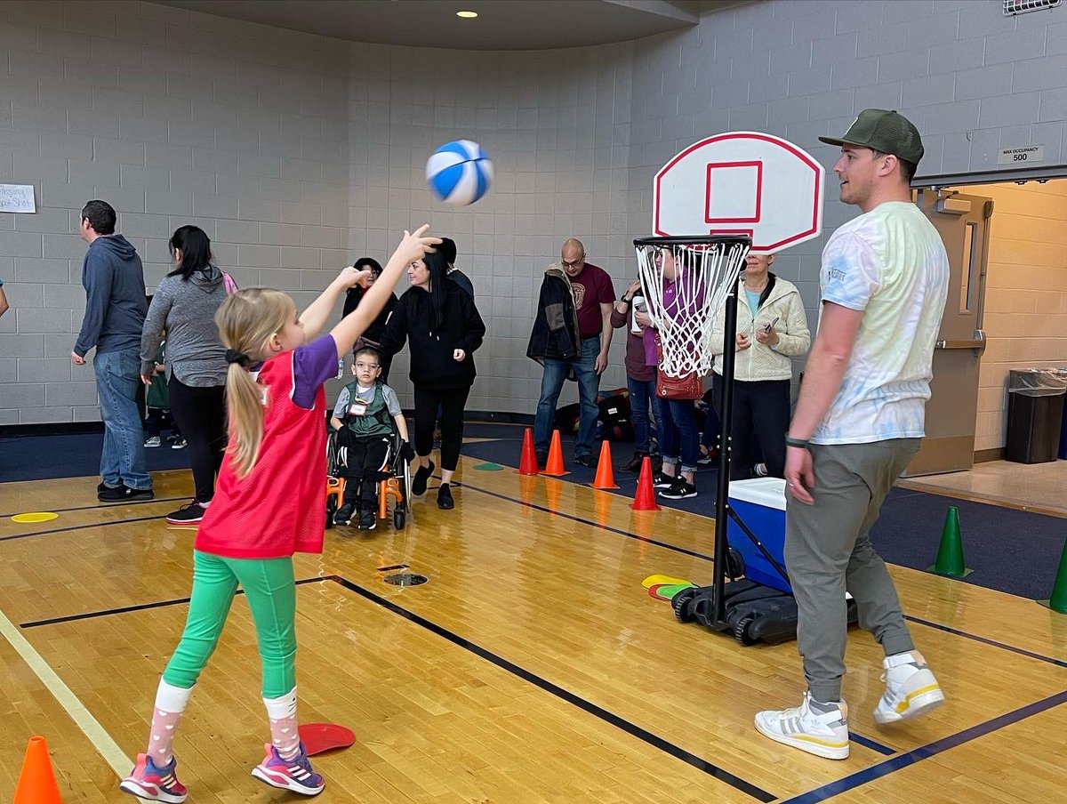SpecOlympicsCO's tweet photo. Great day at Denver Regional Basketball!! Thank you to @coschoolofmines for hosting us!
#denverbasketball #denverregion #wintersports #SOColorado https://t.co/WEDaNqEFA0