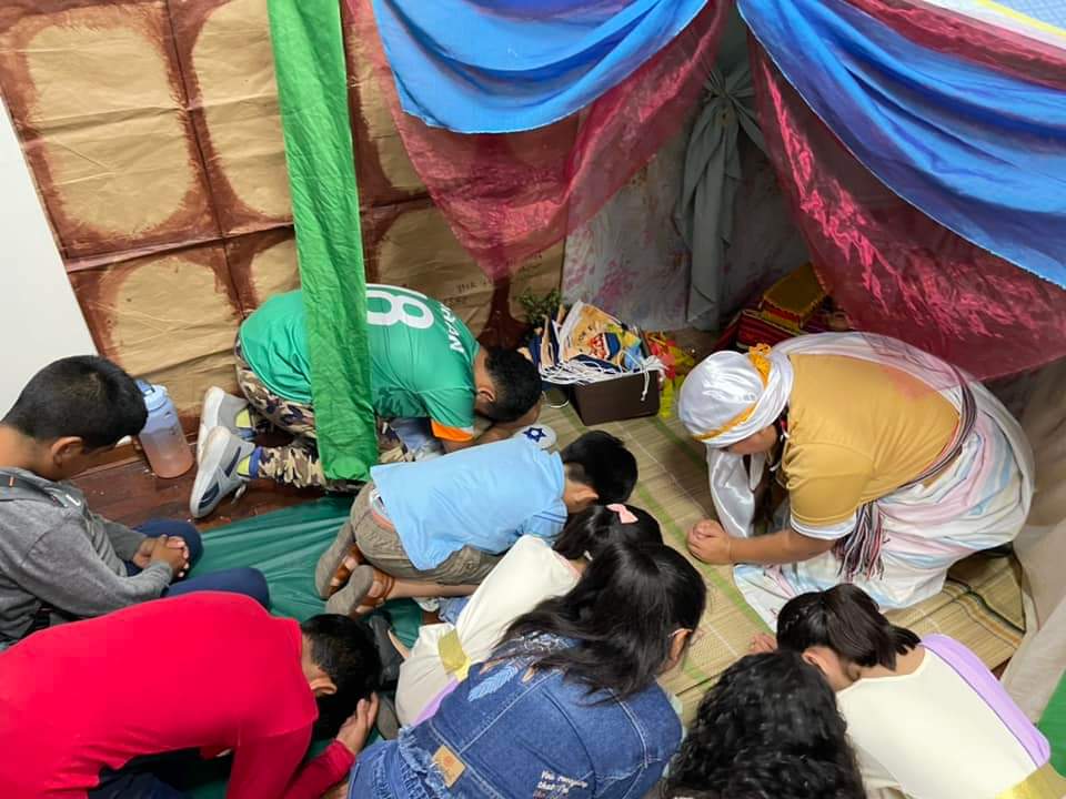 edsonvguerrerol's tweet photo. La Escuela Cristiana de Vacaciones en el #DMLaMerced se desarrolló con gran éxito. Se logró en los menores conocer la obra de Jesús por el mar de Galilea y se logró integrar a más participantes en el Club de Conquistadores y Aventureros. #RID #DMLaMerced #ANoP https://t.co/YgeH7gIucp
