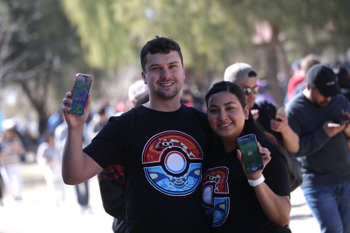 PokemonGoApp's tweet photo. Everywhere you look, Trainers are exploring, trading, and making new friends!

That’s what #PokemonGOTour is all about. https://t.co/ur85KWsBXg