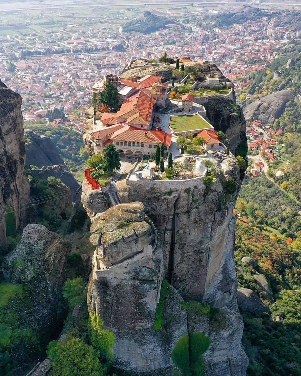 Meteora #Greece