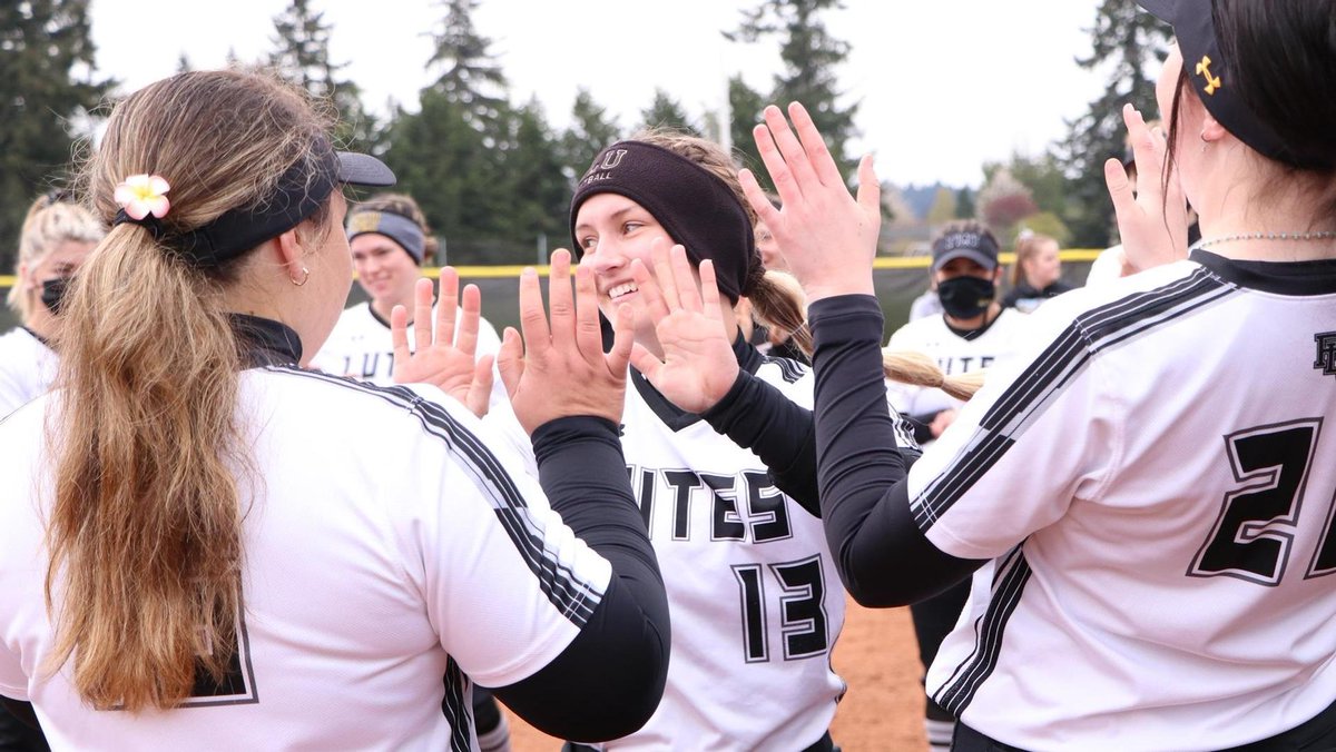 golutes's tweet photo. McGrath Sets Pair of Career Record in DH Sweep! @lutesoftball #GoLutes 

https://t.co/roNwaKXzku https://t.co/vQ7jhbU1qj