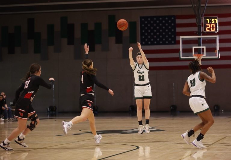 couriercod's tweet photo. The Chaparrals earned the win over Skyhawks on Sophomore Night, evening out their record to 13-13. https://t.co/MVl3PtPlii
#codwbb #womensbasketball #collegeofdupagesports #codathletics #studentathletes #gochapsgo https://t.co/qhWNmdw6H0