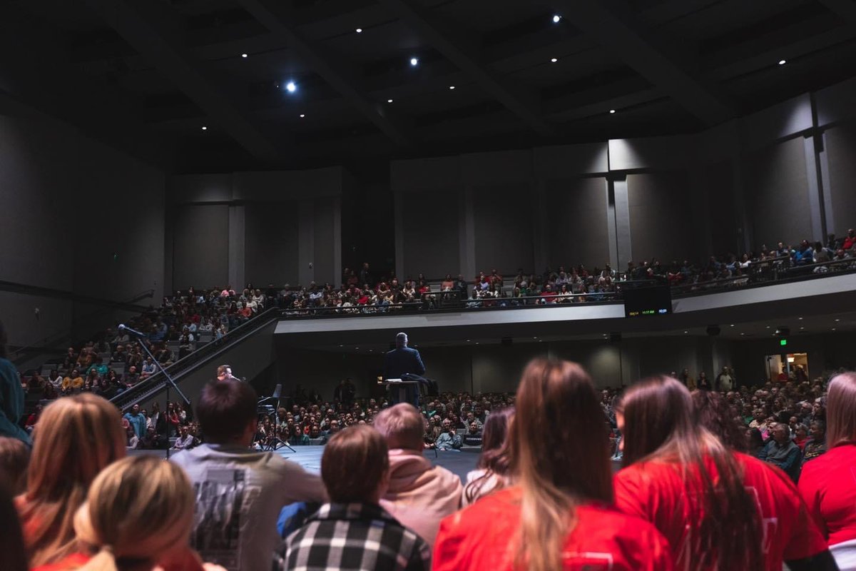 cbcJonesboro's tweet photo. AMAZING SUNDAY! We saw God move in incredible ways today. https://t.co/7yMcUlS63I