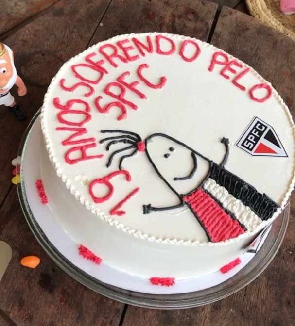 CantosVIP365's tweet photo. meu sonho é ganhar um bolo desse de aniversário ❤️🥰🇾🇪 https://t.co/xGcIJuOK49