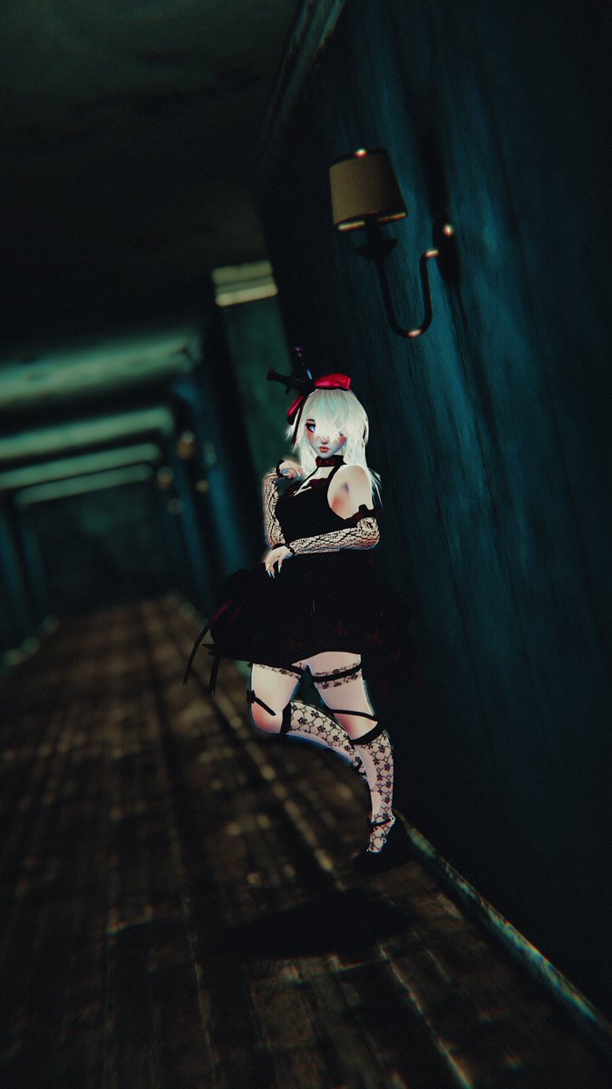 ava7675VR's tweet image. took some pics of my friends wip and she definitely having "cute but yandare 🔪😈" vibes