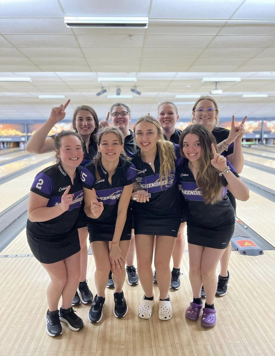 TheNTCA's tweet photo. The @McKBowling Bearcats are the 2023 Mid Winter Invite champions! 🏆🎳 https://t.co/r2uKxsAqgT